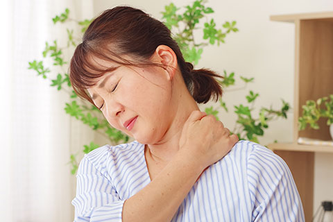 四十肩・五十肩のイメージ